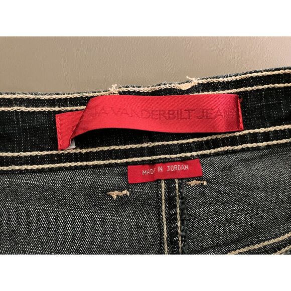 Gloria Vanderbilt three pocket super high waisted jeans - Picture 4 of 13